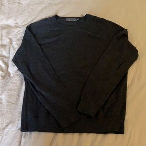 VINCE 100% wool dark grey sweater